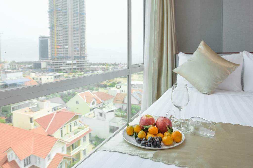 Rosetta Beach Hotel & Apartment Дананг Екстер'єр фото
